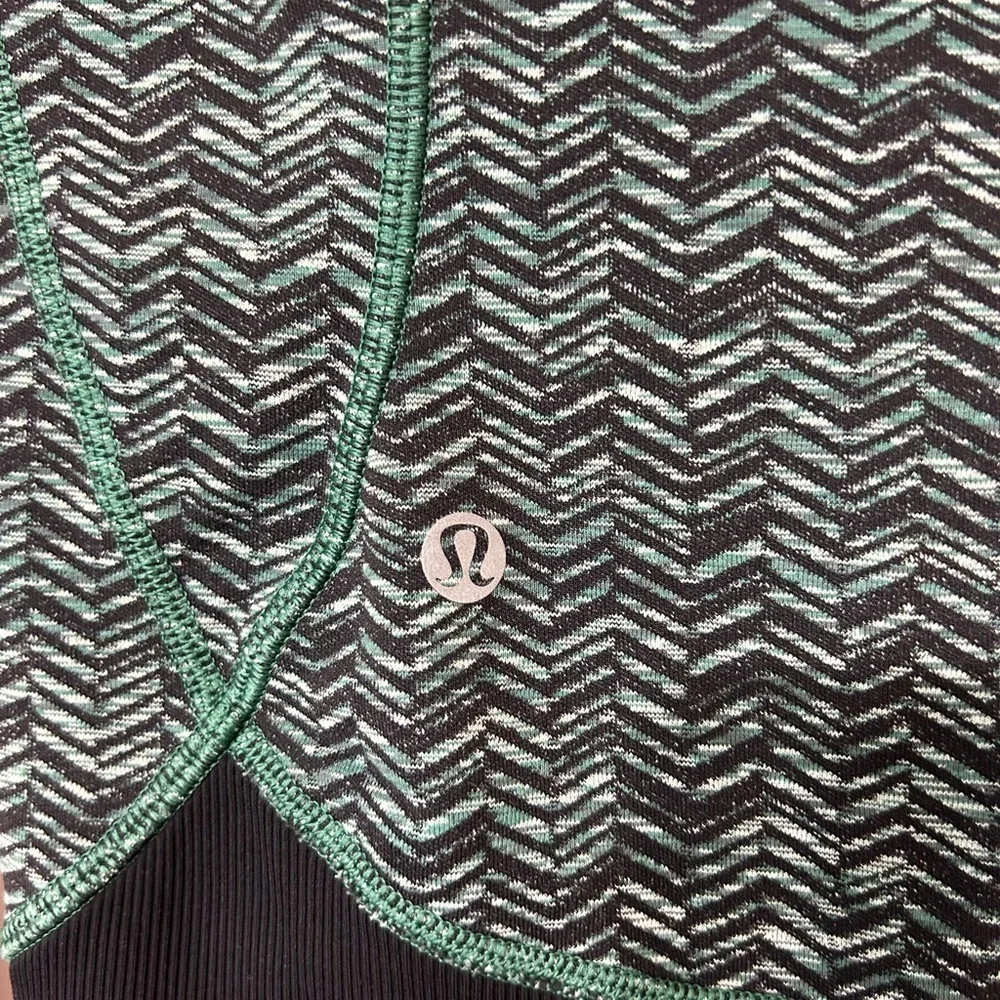 Lululemon Daily Practice Jacket Athleisure Training Sea Mist Deep Green Size 4 - Picture 13 of 16